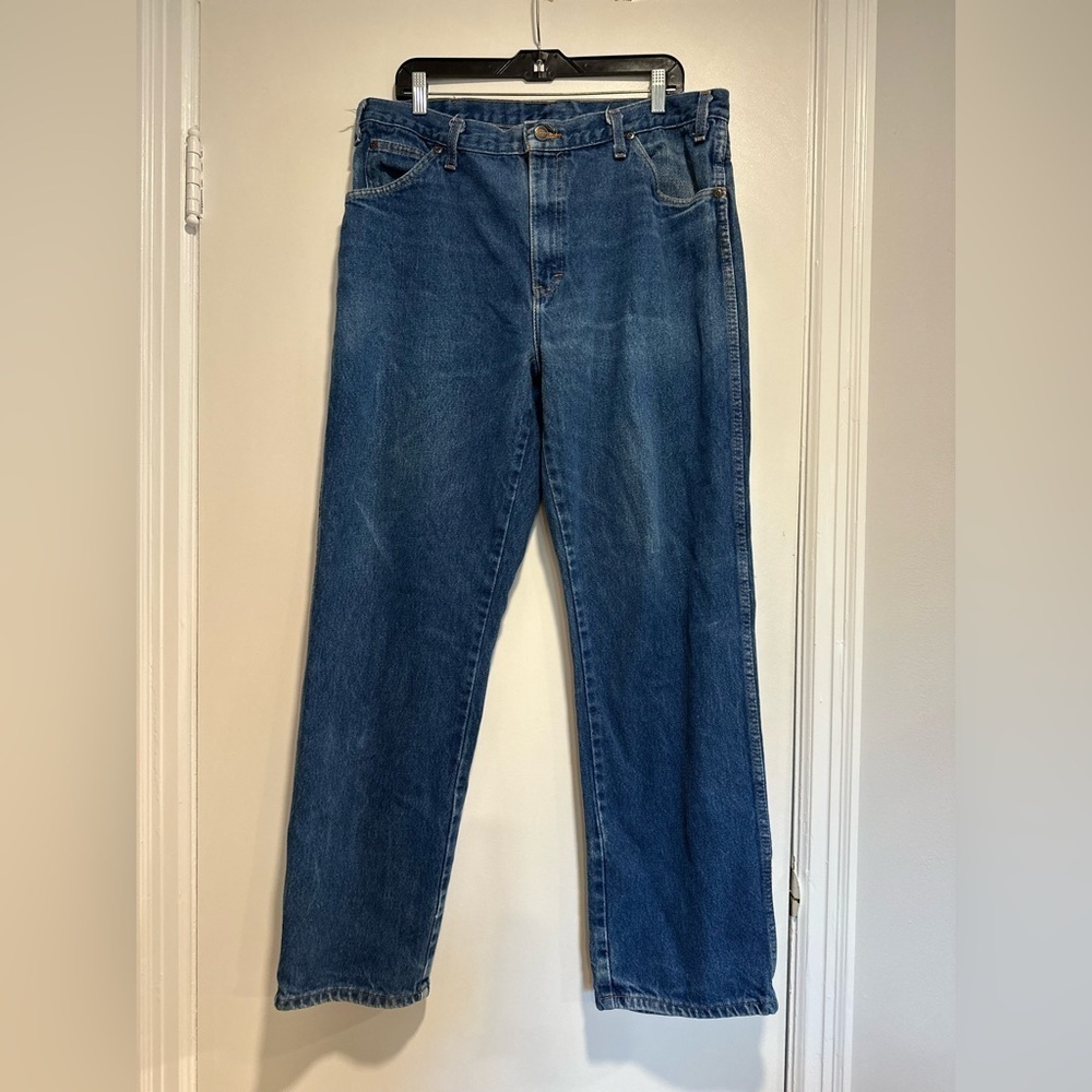 Dickies Men's Size 36x32 Blue Denim Workwear Jeans 100% Cotton.